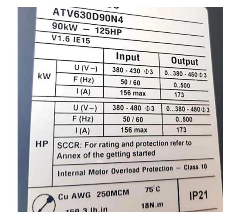 Schneider Controller Módulo ATV630D90N4