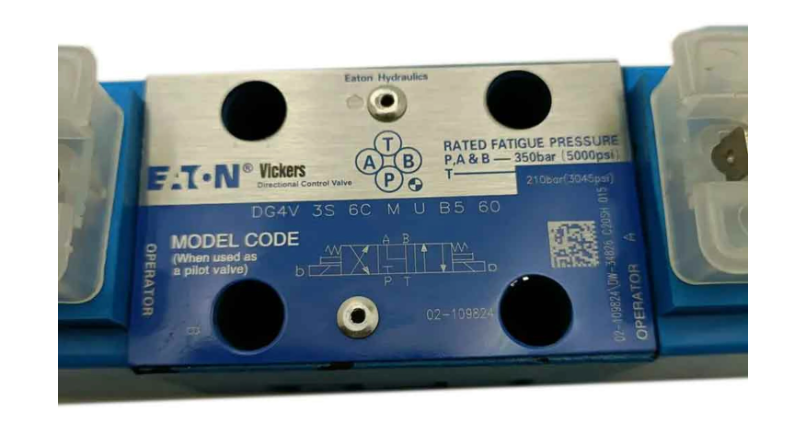 Vickers Válvula solenoide DG4V-3S-6C-M-U-B5-60