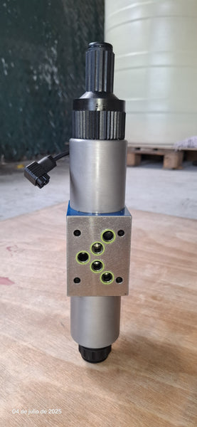 Rexroth PROPORTIONAL DIRECTIONAL VALVE 4WREE10V75-2X/G24K31/A1V