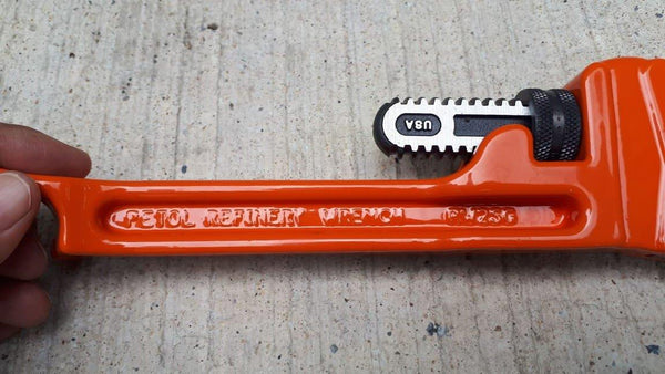 GEARENCH TITAN REFINERY WRENCH LLAVE DE REFINERIA
